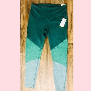 ✨NWT✨ OLD NAVY ACTIVE LEGGINGS